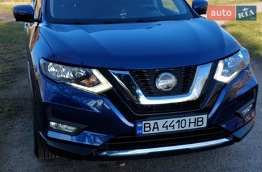Внедорожник / Кроссовер Nissan Rogue 2018 в Луцке