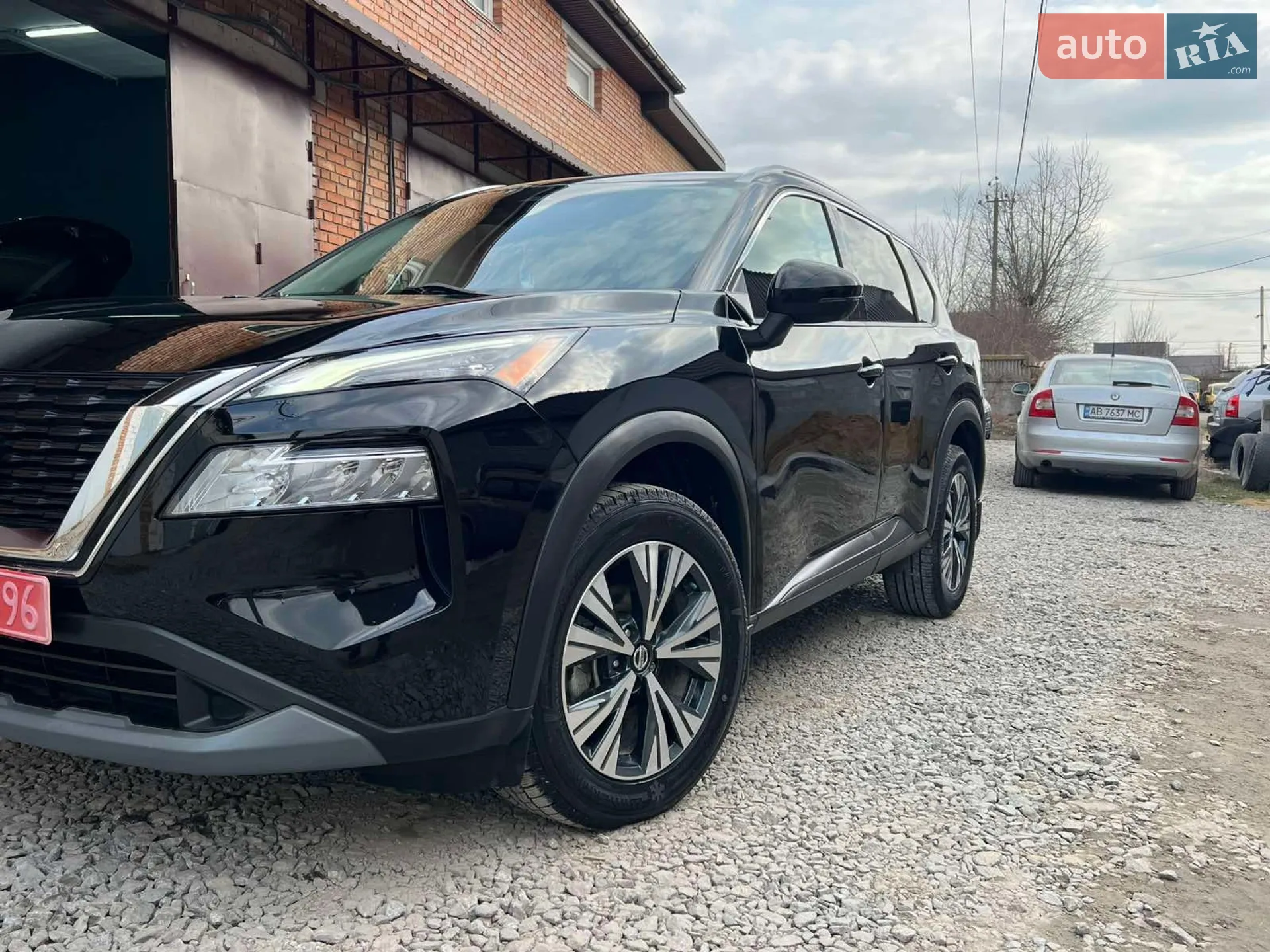 2021 Nissan Rogue - фото 1