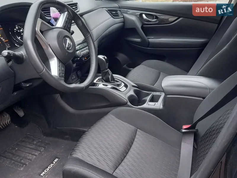 Nissan Rogue
