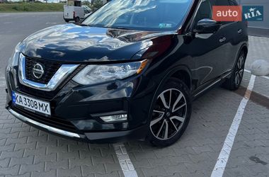 Внедорожник / Кроссовер Nissan Rogue 2019 в Киеве