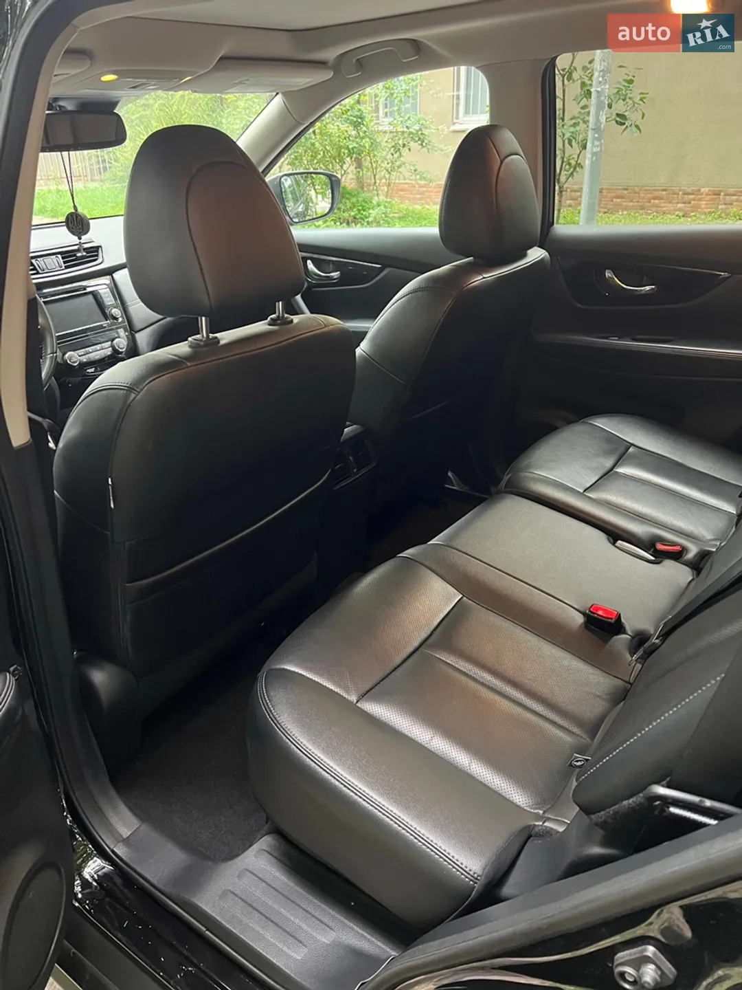 2019 Nissan Rogue - мініатюра 10