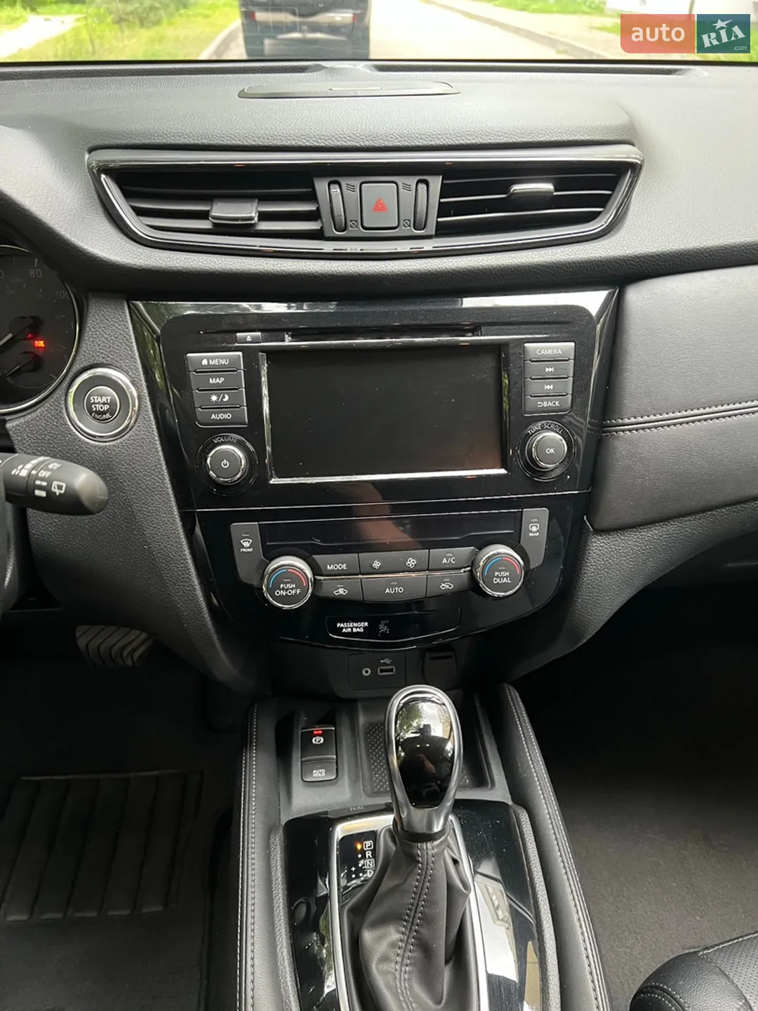 2019 Nissan Rogue - мініатюра 8