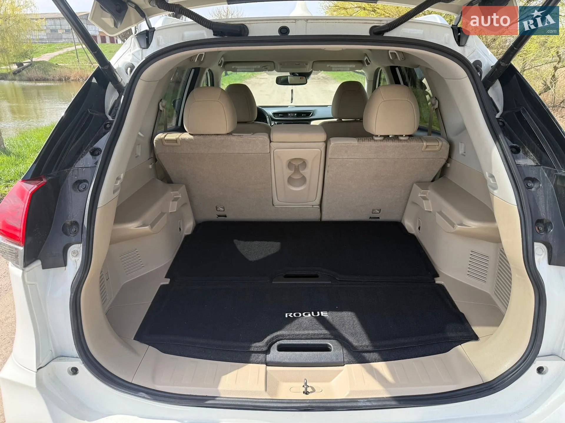 2019 Nissan Rogue - мініатюра 22