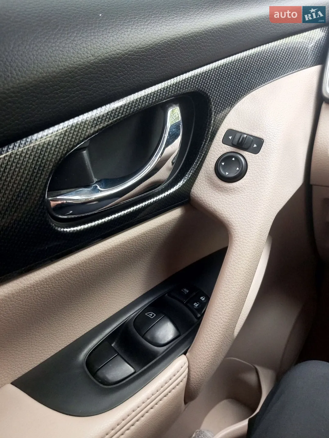 2014 Nissan Rogue - мініатюра 24