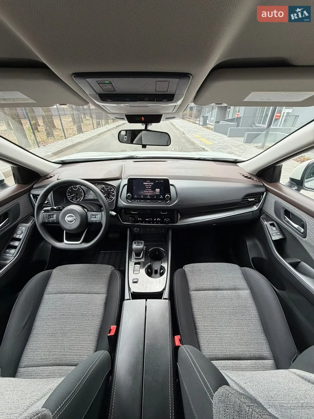 2021 Nissan Rogue - мініатюра 15