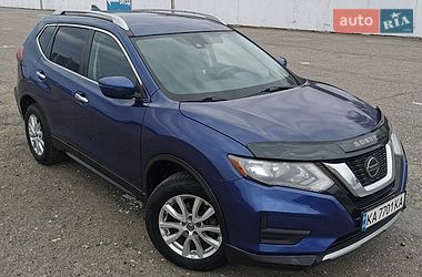 Позашляховик / Кросовер Nissan Rogue 2018 в Києві