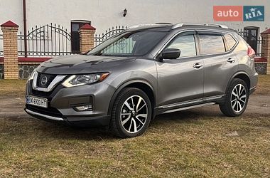 Внедорожник / Кроссовер Nissan Rogue 2019 в Киеве