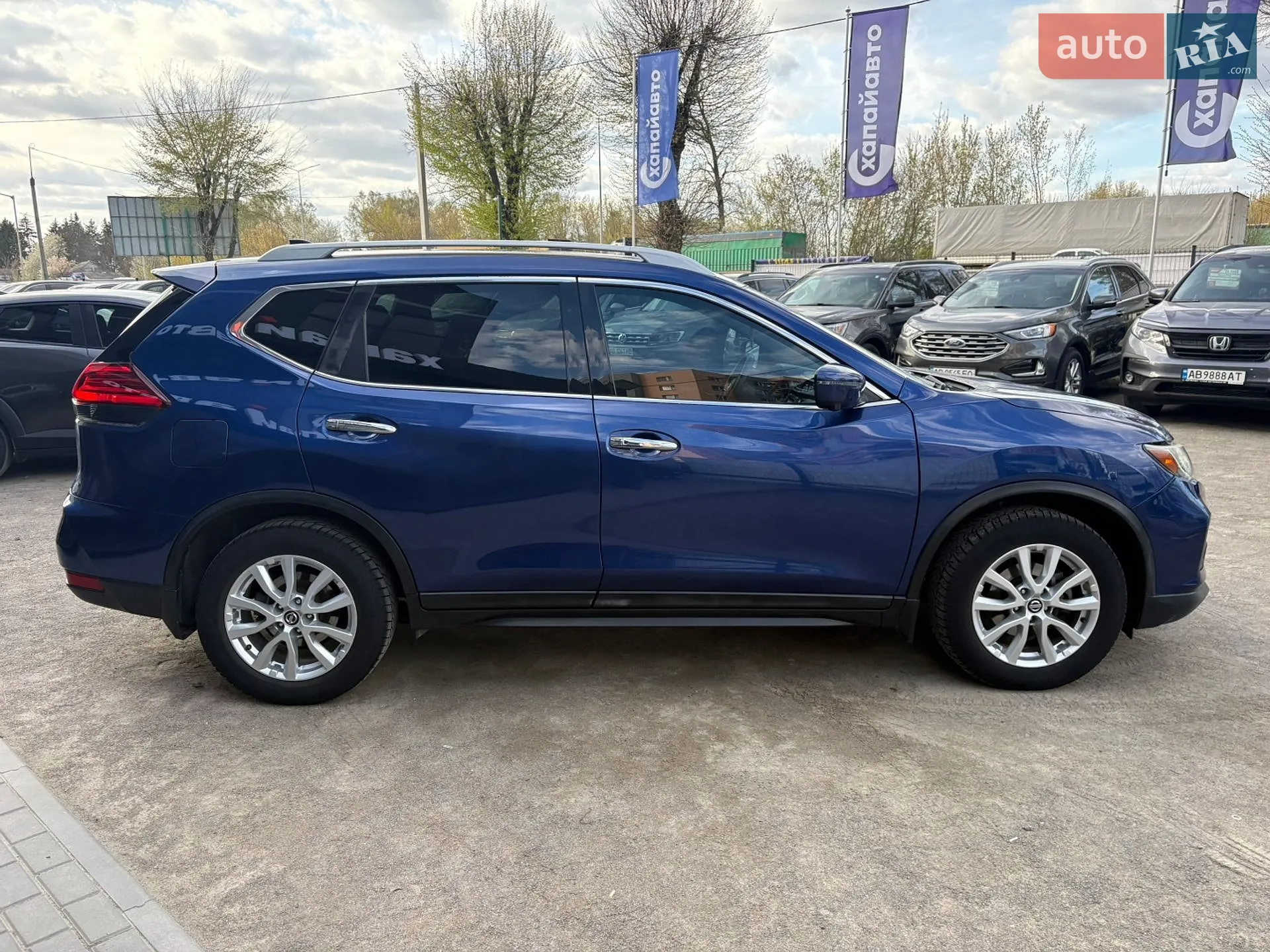 2017 Nissan Rogue - мініатюра 4