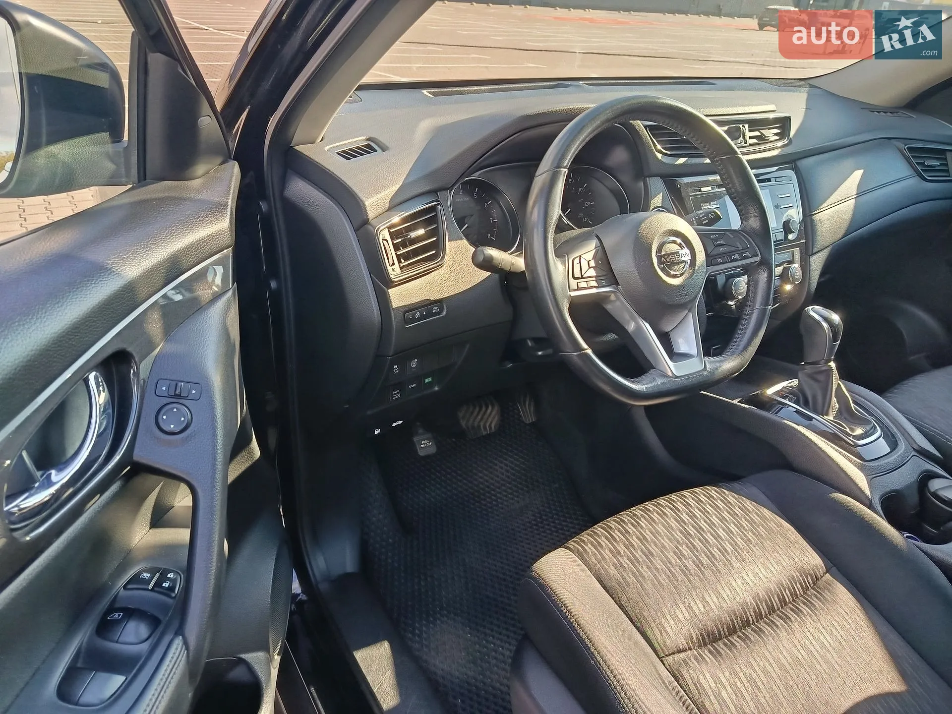 2016 Nissan Rogue - мініатюра 17