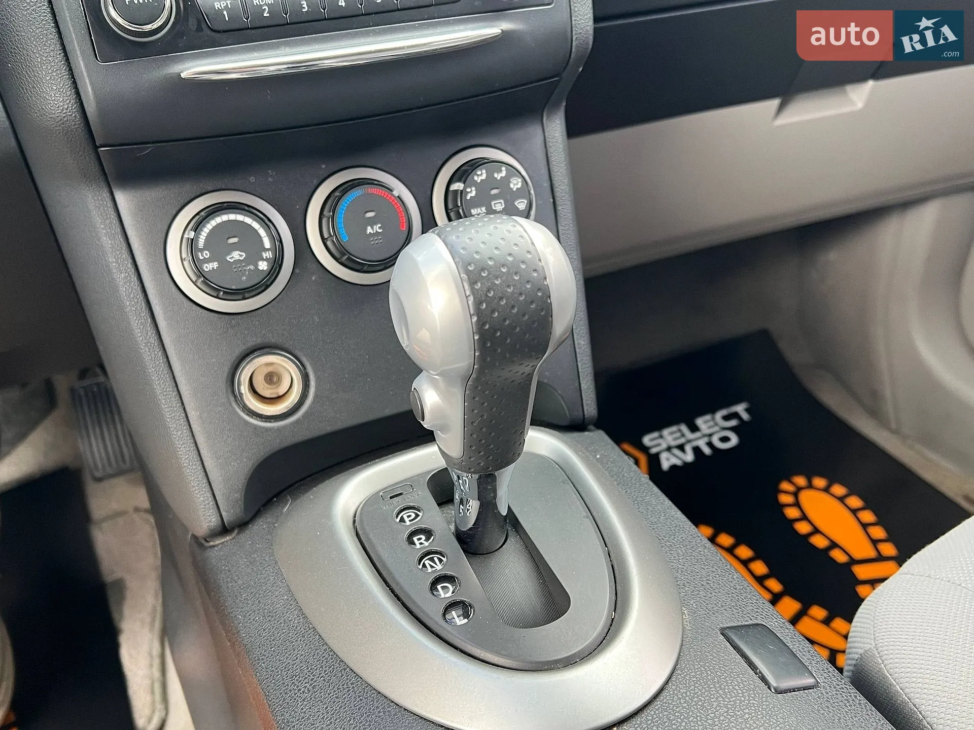 2015 Nissan Rogue - мініатюра 14