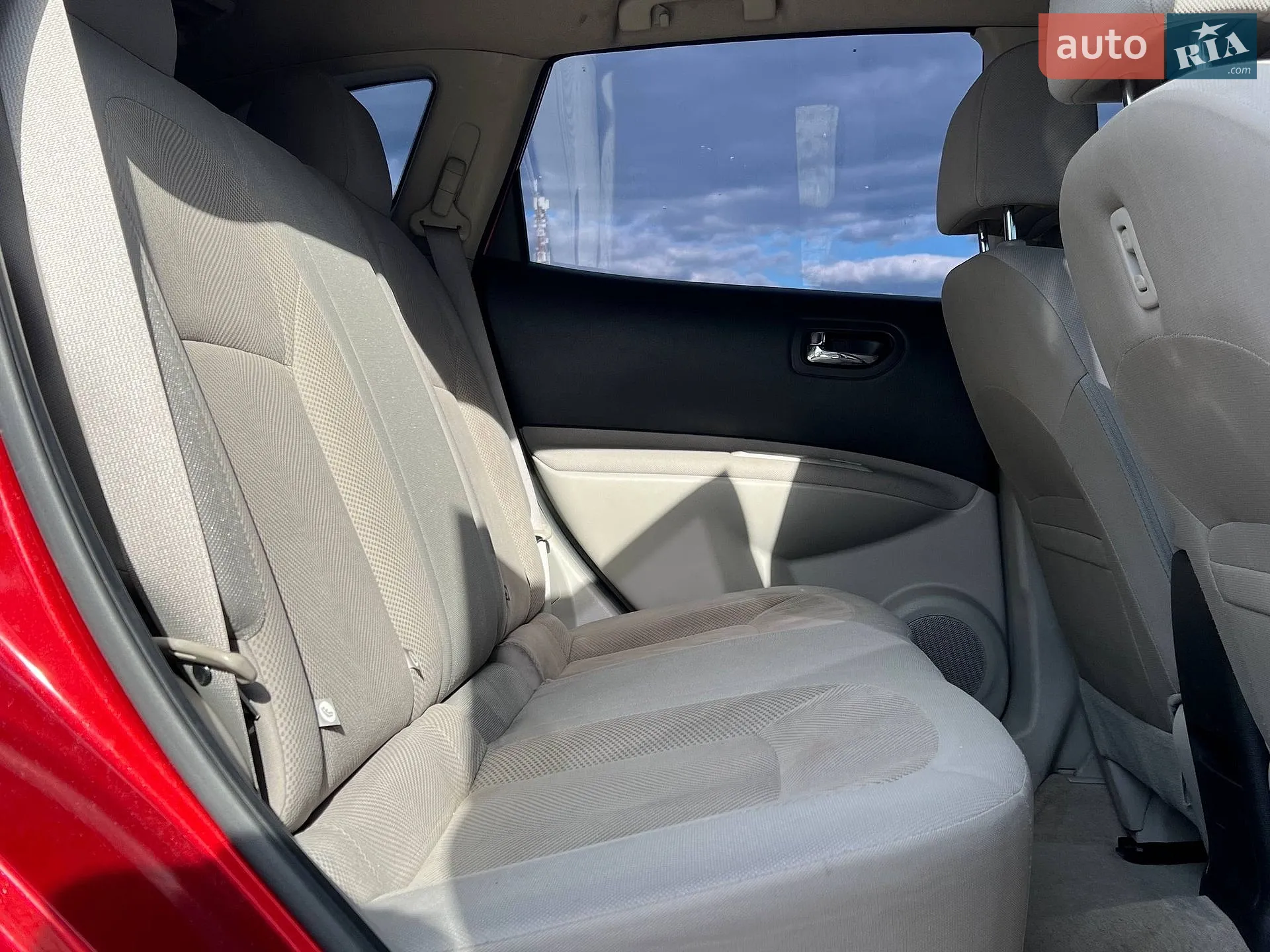 2015 Nissan Rogue - мініатюра 16