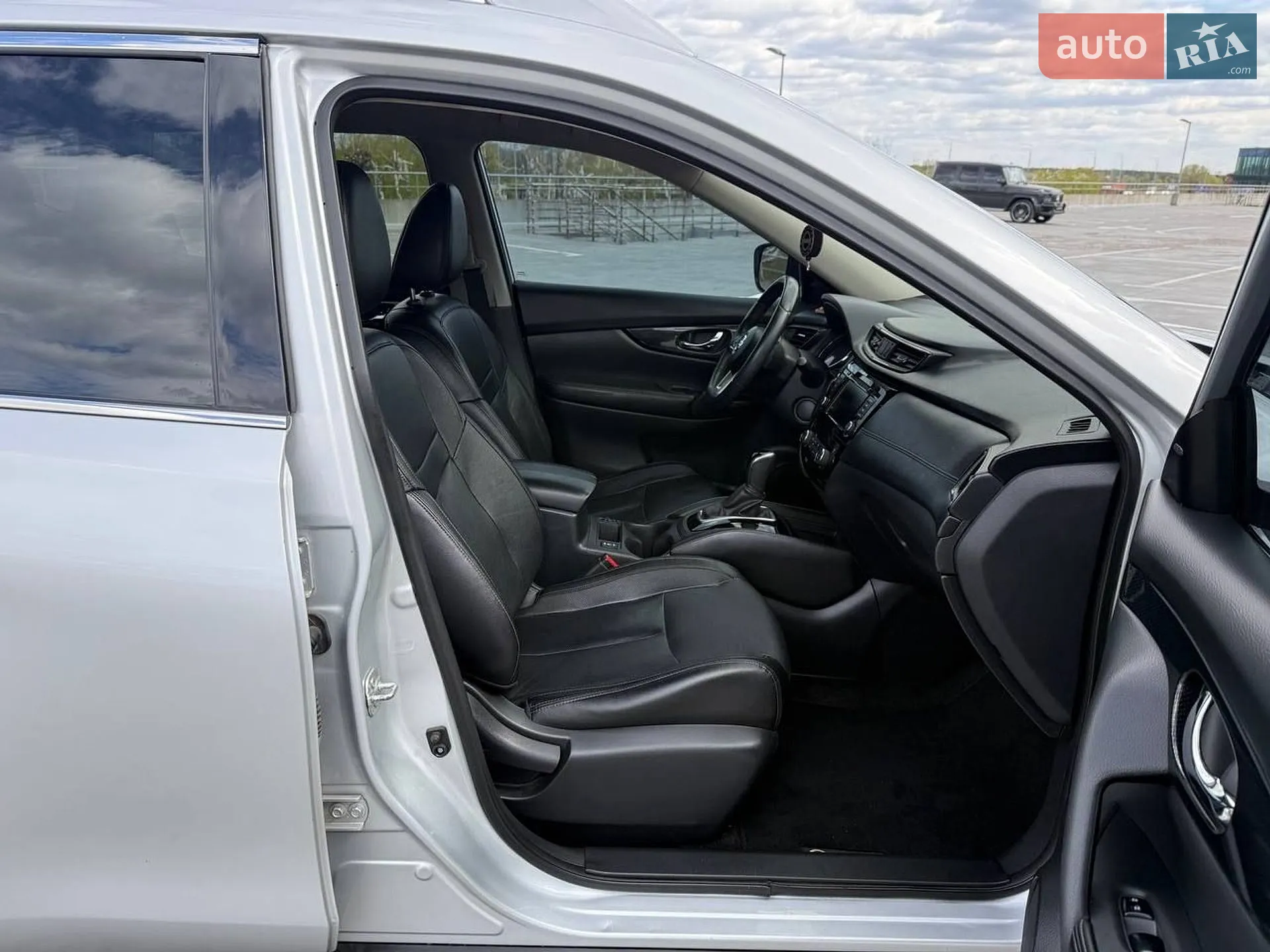 2017 Nissan Rogue - мініатюра 18