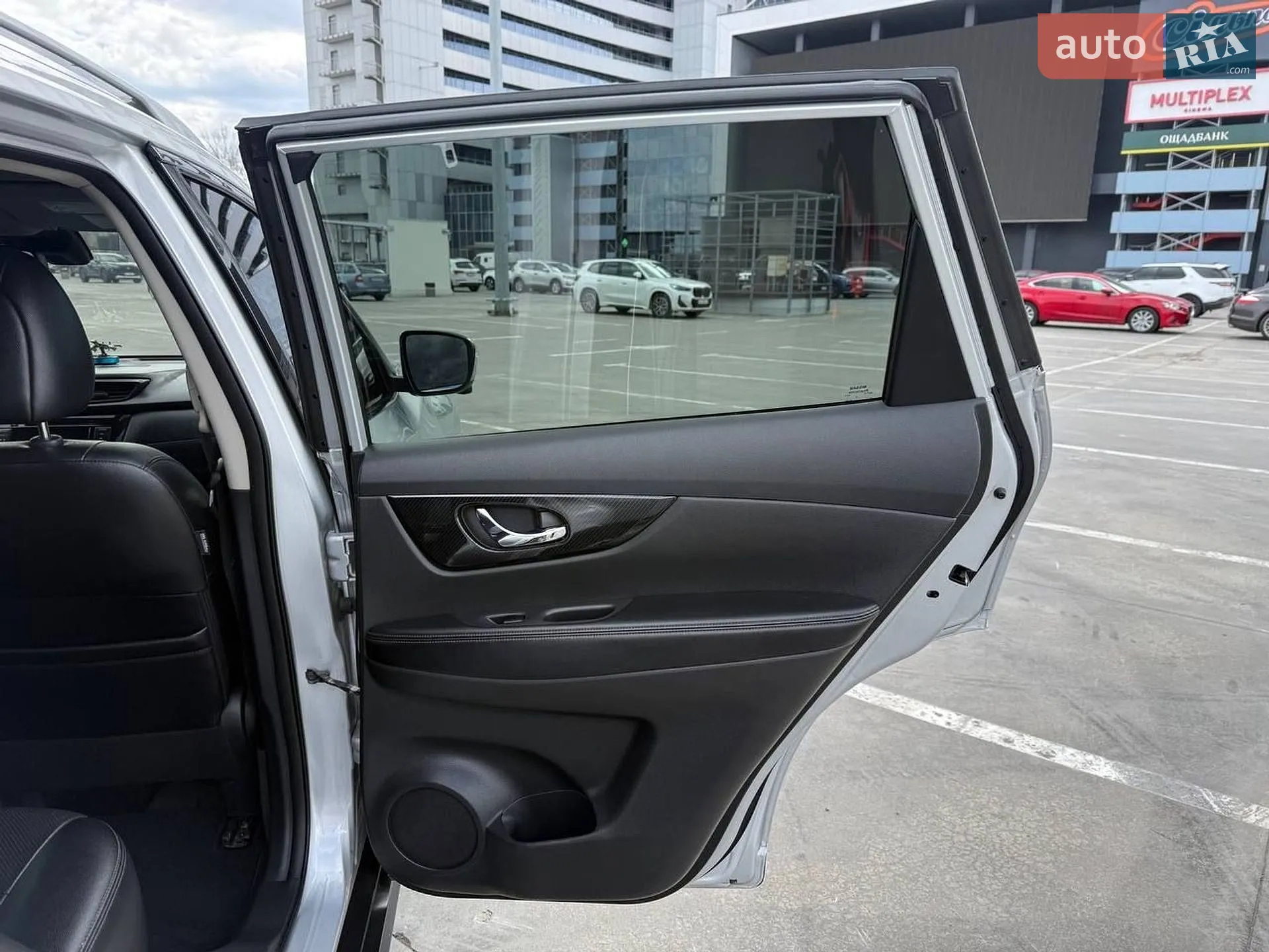 2017 Nissan Rogue - мініатюра 29