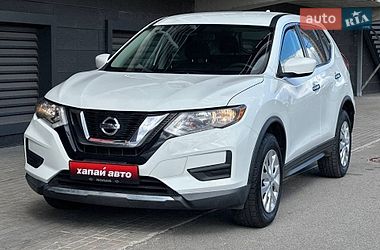 Позашляховик / Кросовер Nissan Rogue 2017 в Києві