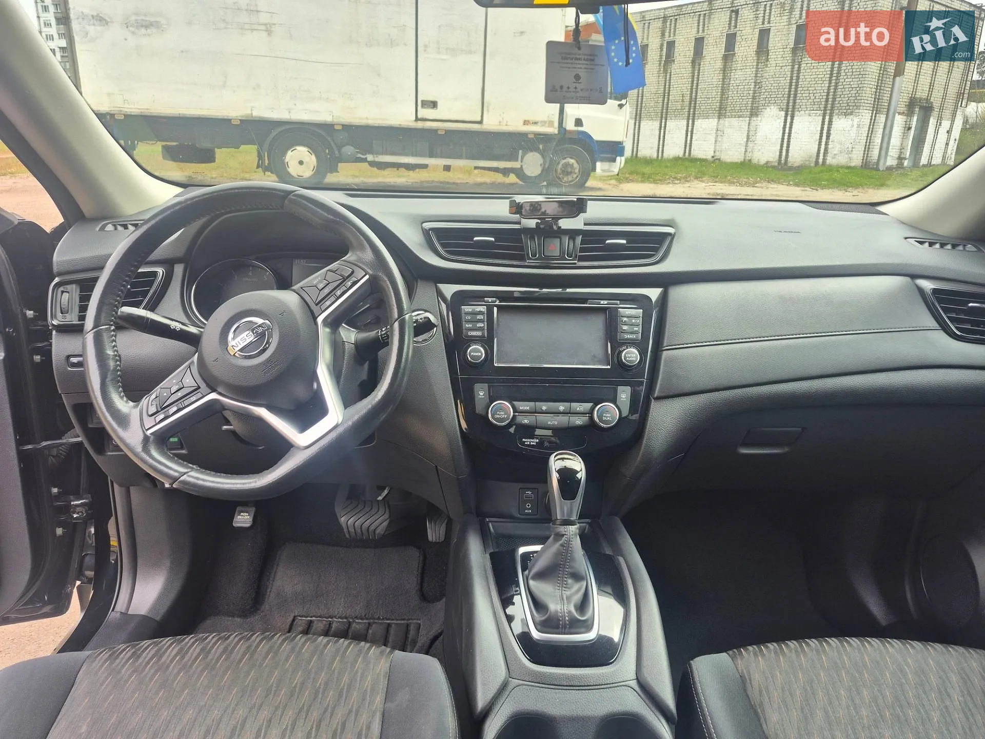 2017 Nissan Rogue - мініатюра 10