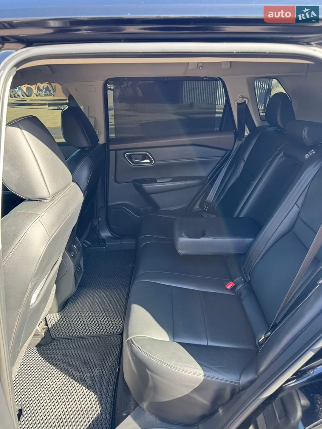 2021 Nissan Rogue - мініатюра 9