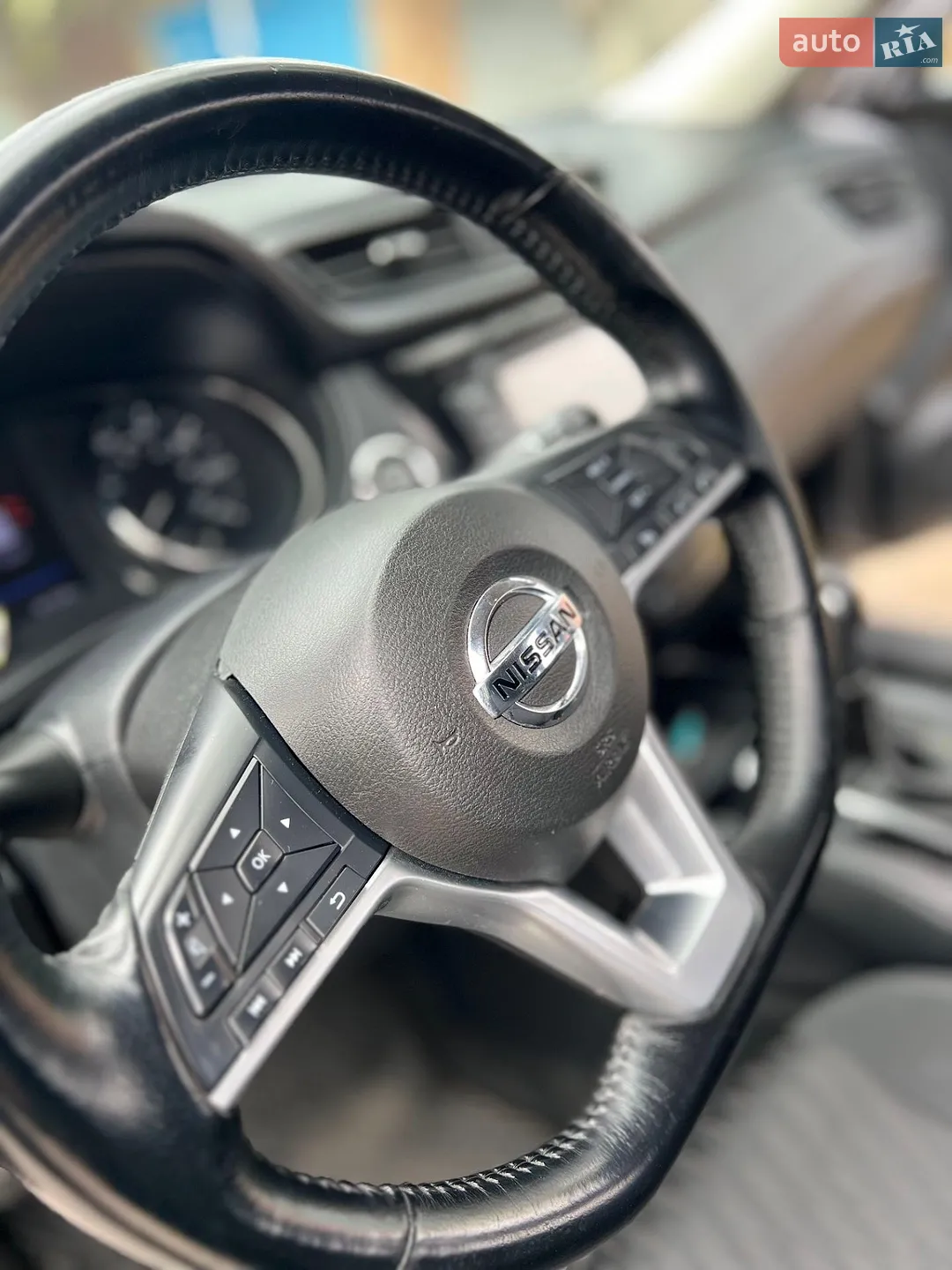 2017 Nissan Rogue - мініатюра 13