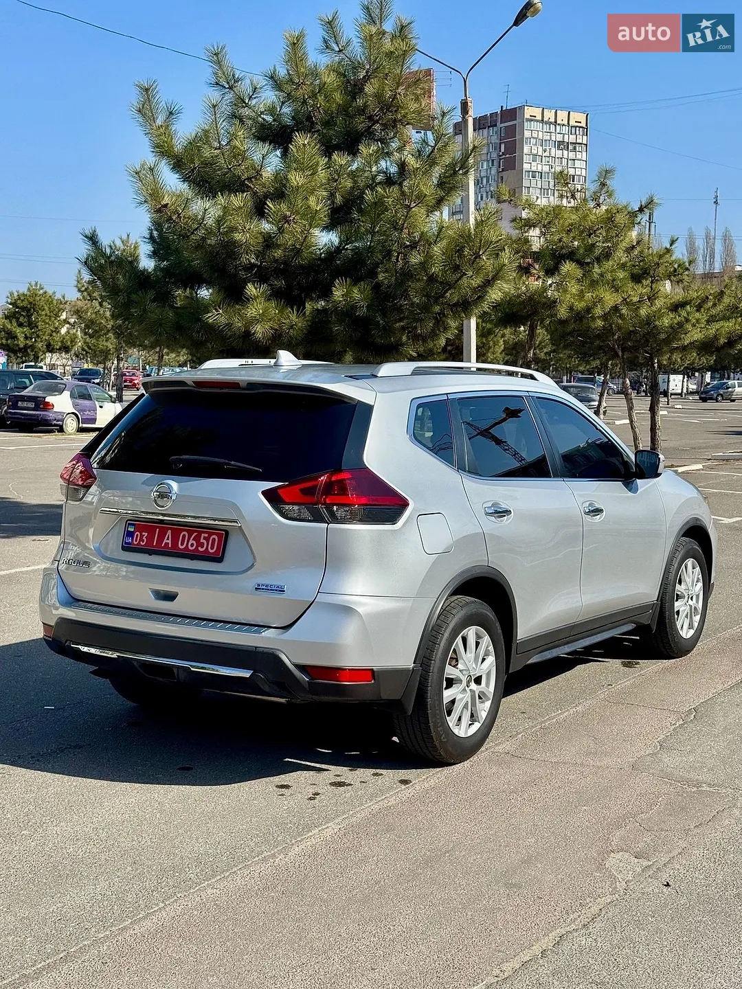 2019 Nissan Rogue - мініатюра 17