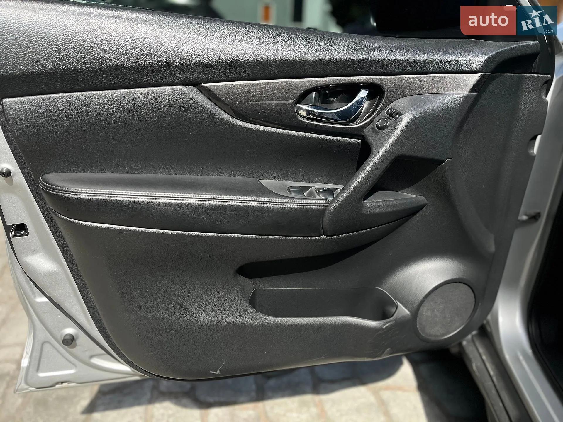 2017 Nissan Rogue - мініатюра 12