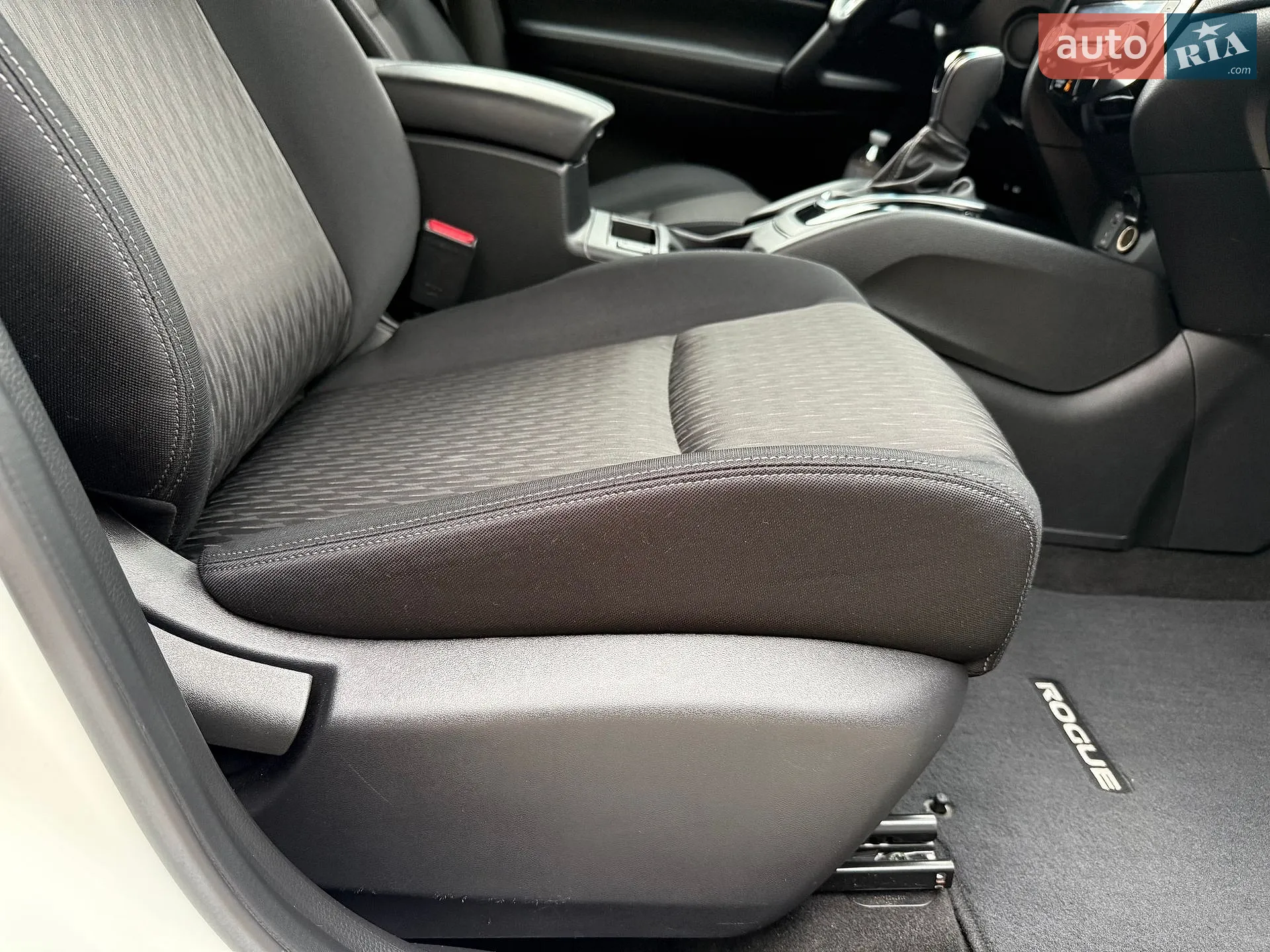 2017 Nissan Rogue - мініатюра 53