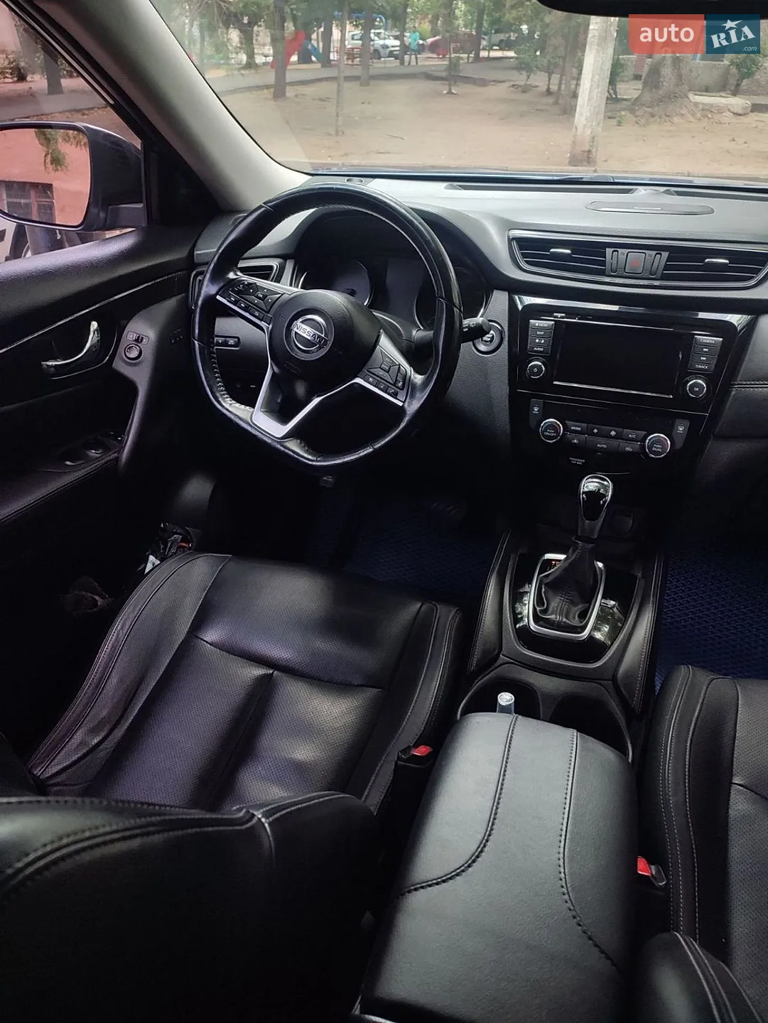 2017 Nissan Rogue - мініатюра 3