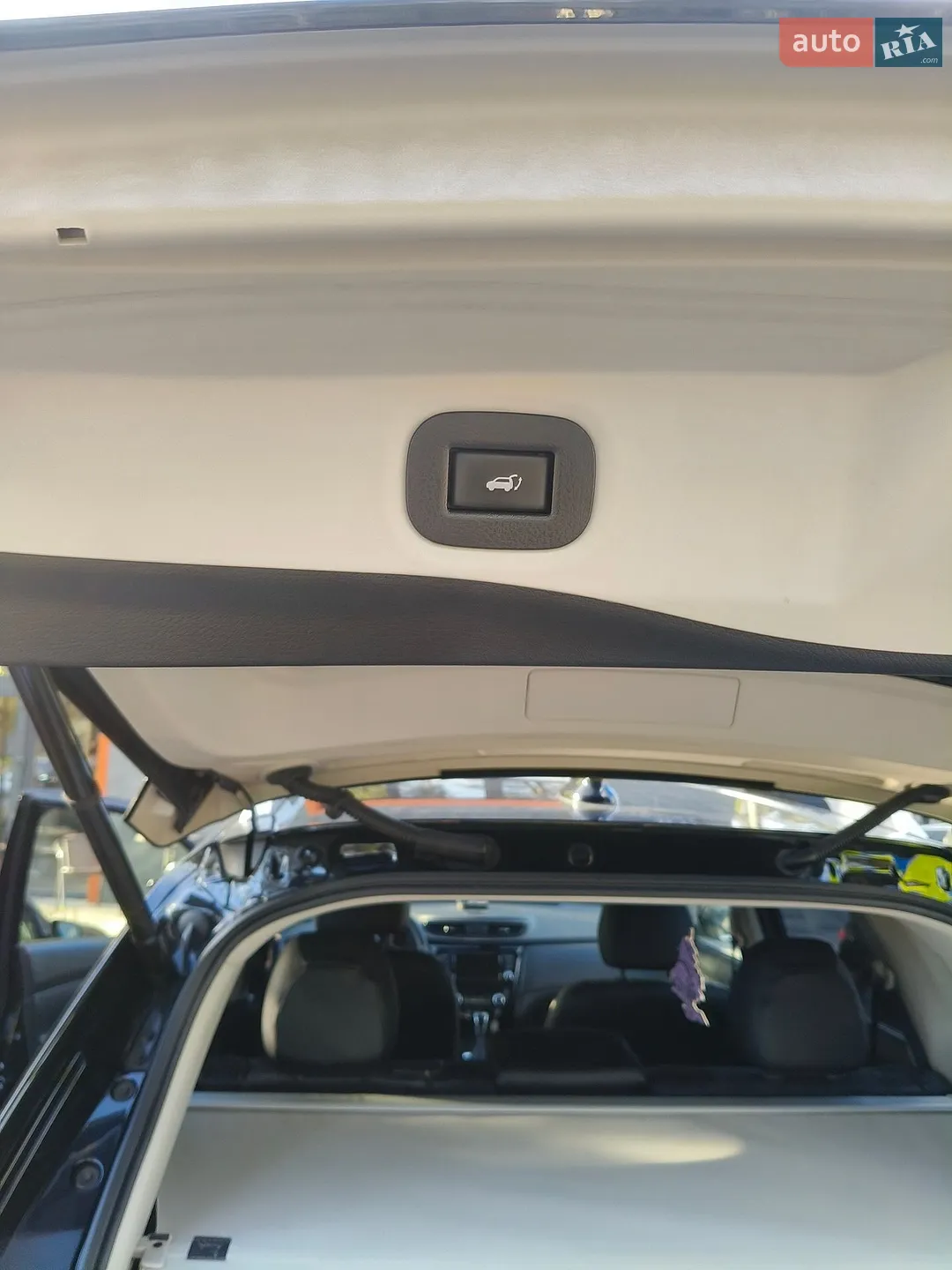 2018 Nissan Rogue - мініатюра 6
