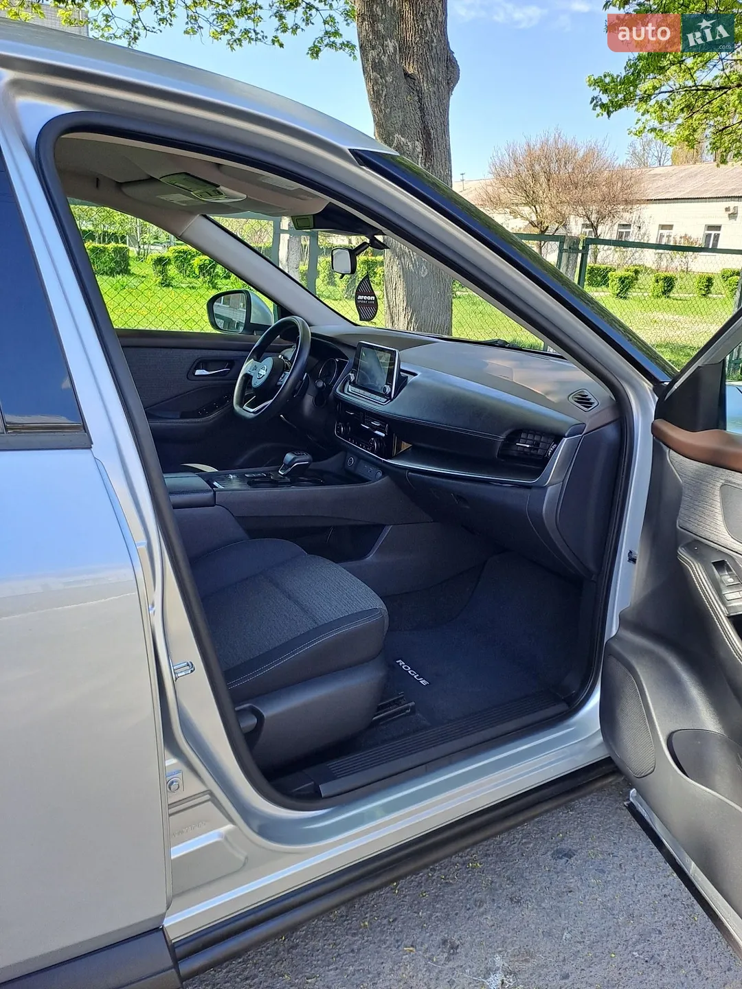 2021 Nissan Rogue - мініатюра 20
