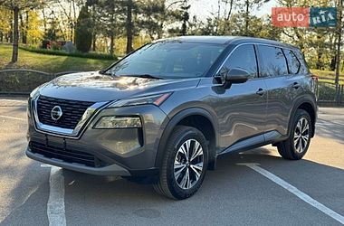 Внедорожник / Кроссовер Nissan Rogue 2021 в Змиеве