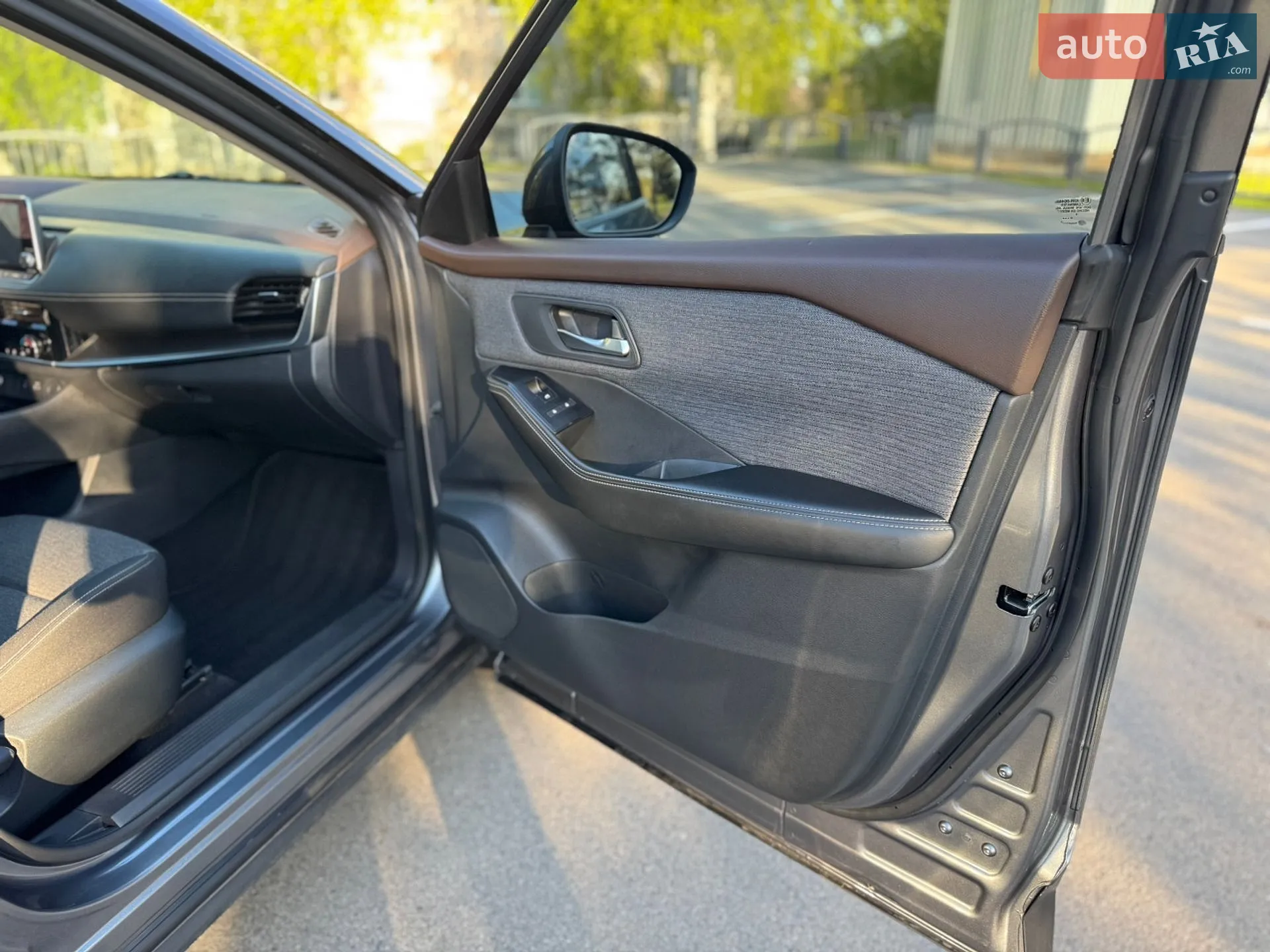 2021 Nissan Rogue - мініатюра 47