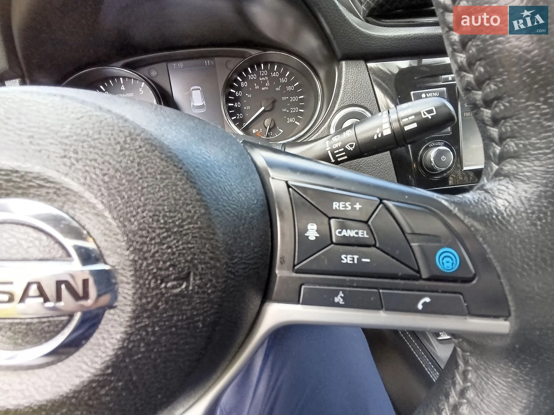 2019 Nissan Rogue - мініатюра 10