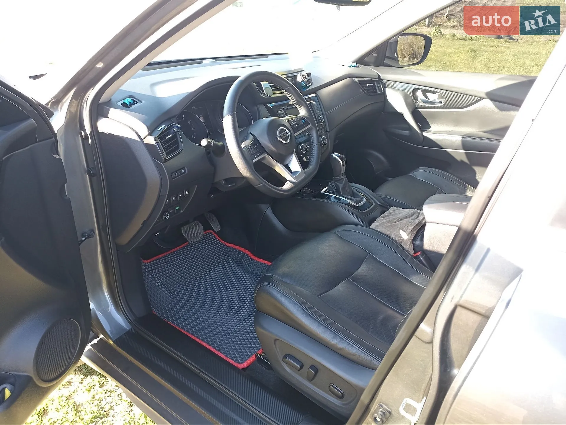 2019 Nissan Rogue - мініатюра 3