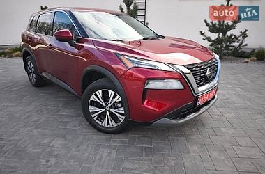Внедорожник / Кроссовер Nissan Rogue 2021 в Киеве