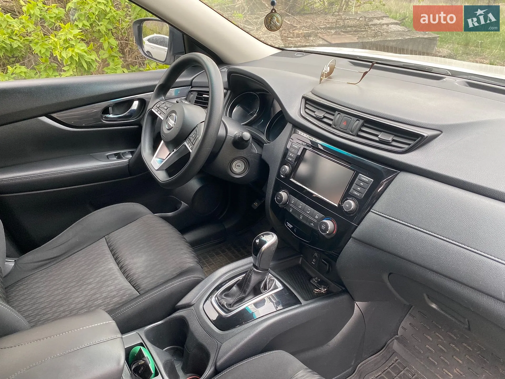2017 Nissan Rogue - мініатюра 32