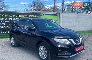 Позашляховик / Кросовер Nissan Rogue 2017 в Білій Церкві