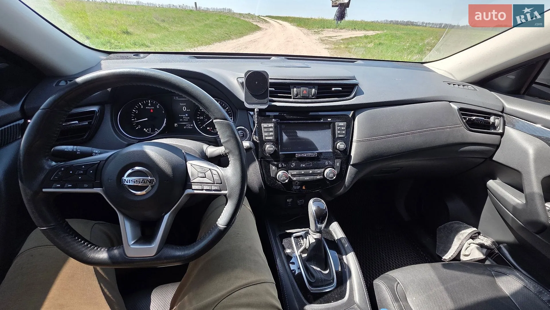 2017 Nissan Rogue - мініатюра 9