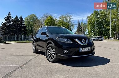 Позашляховик / Кросовер Nissan Rogue 2015 в Запоріжжі