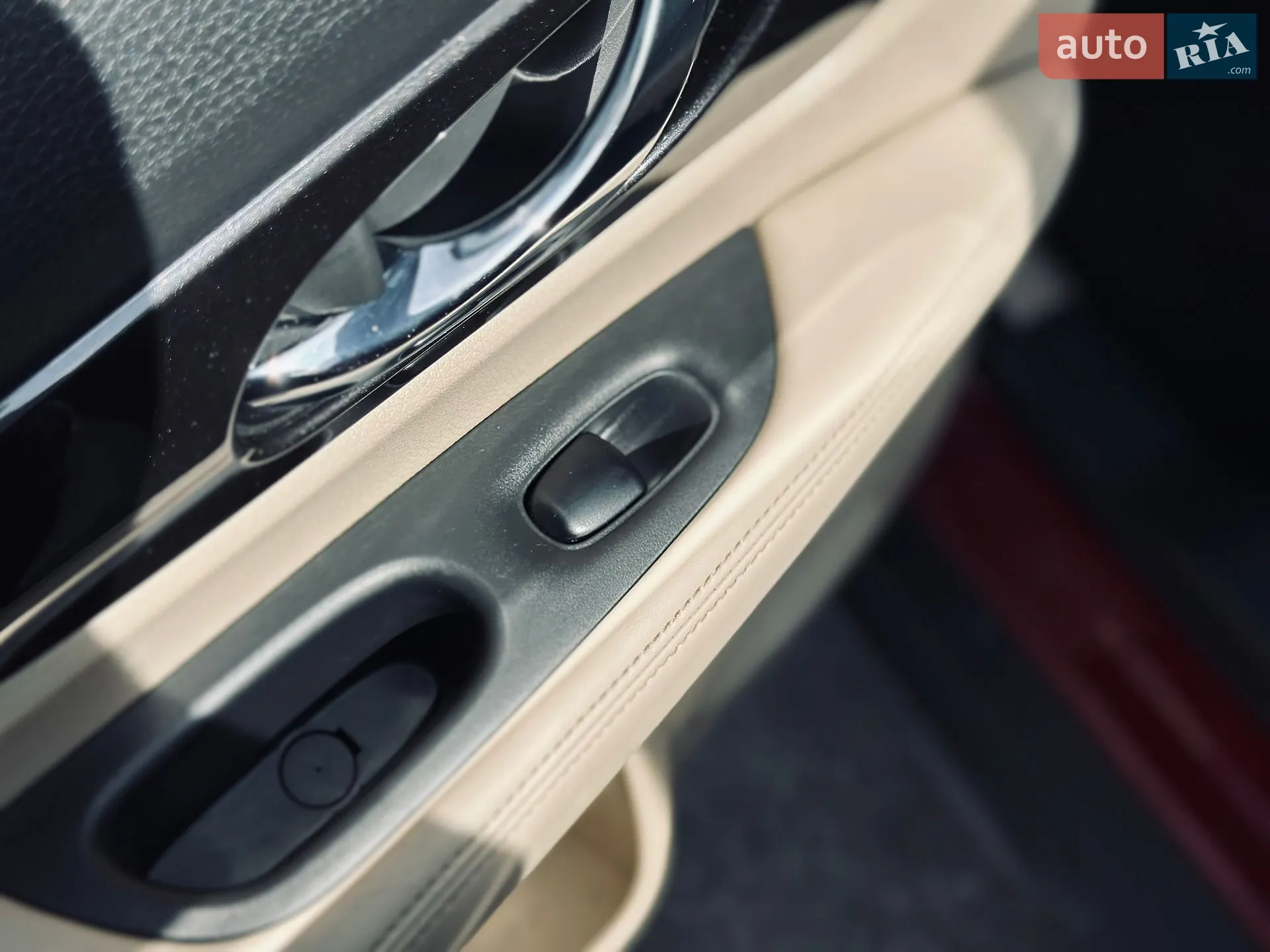 2019 Nissan Rogue - мініатюра 23