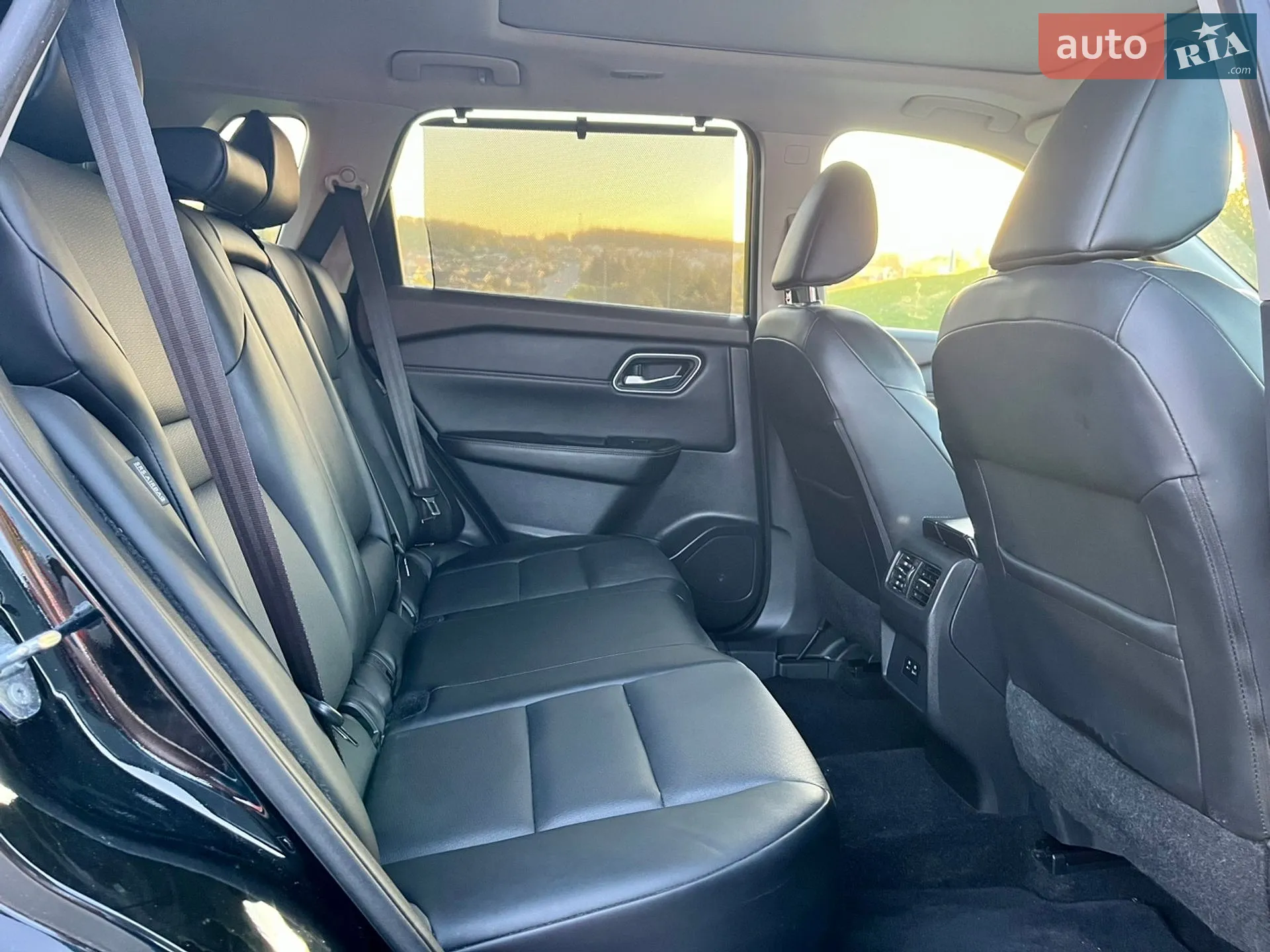 2021 Nissan Rogue - мініатюра 16