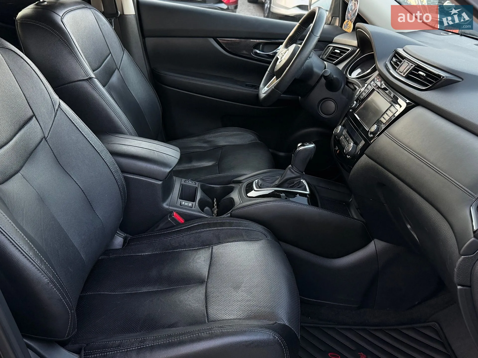 2018 Nissan Rogue - мініатюра 24
