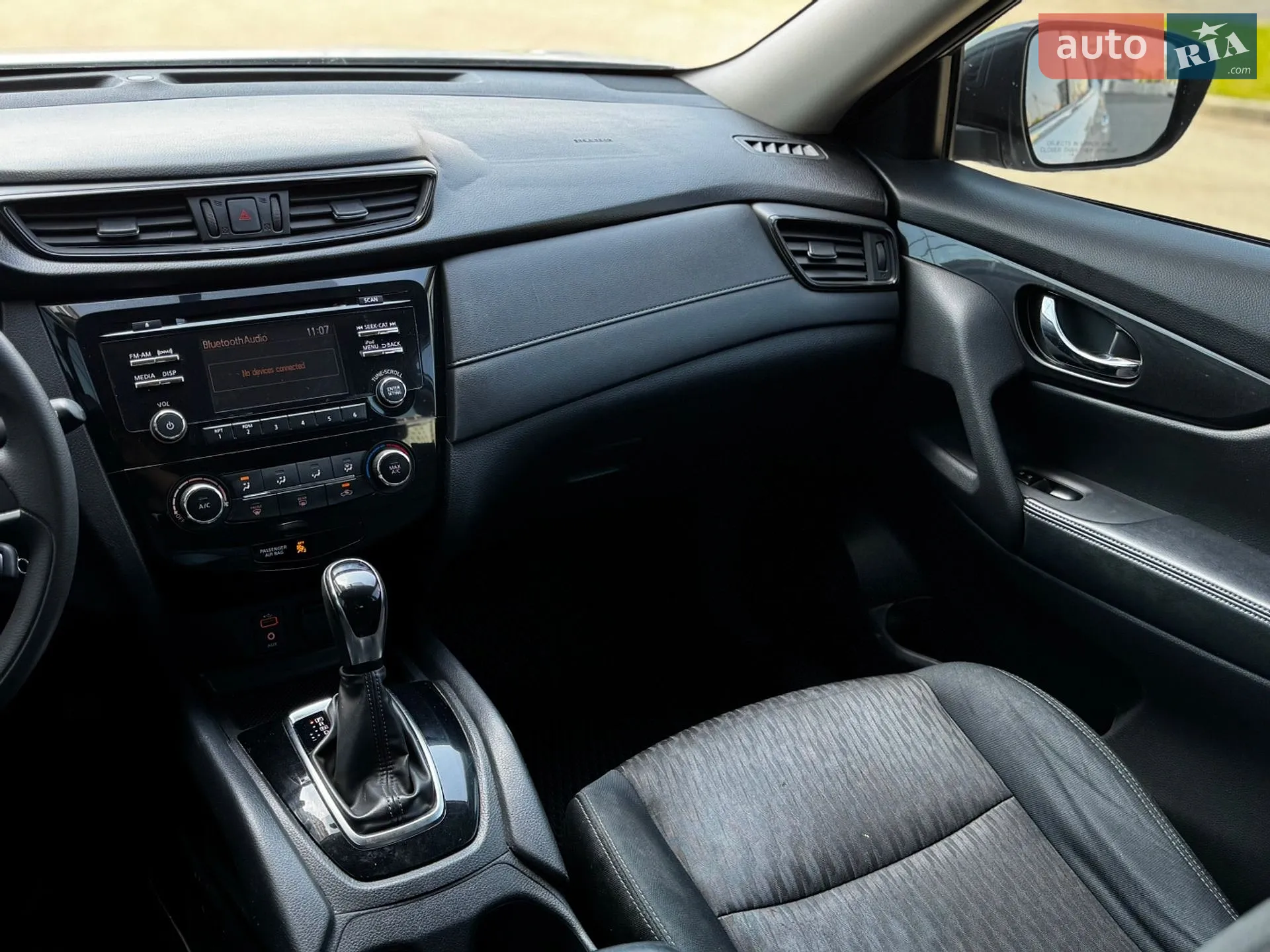 2017 Nissan Rogue - мініатюра 22