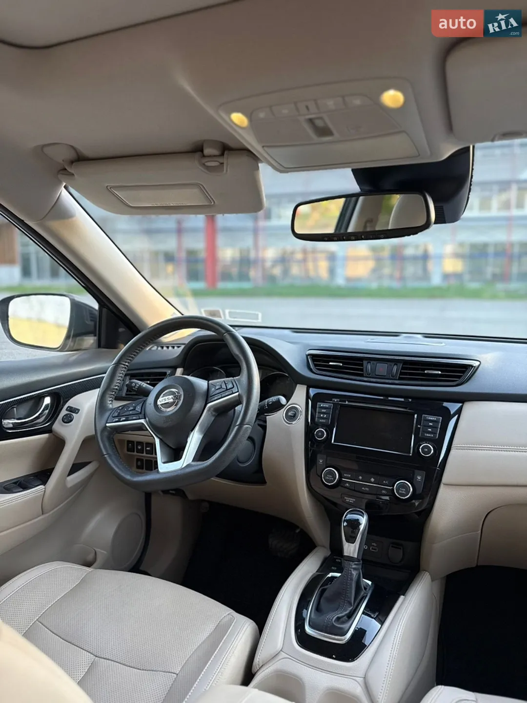 2019 Nissan Rogue - мініатюра 16