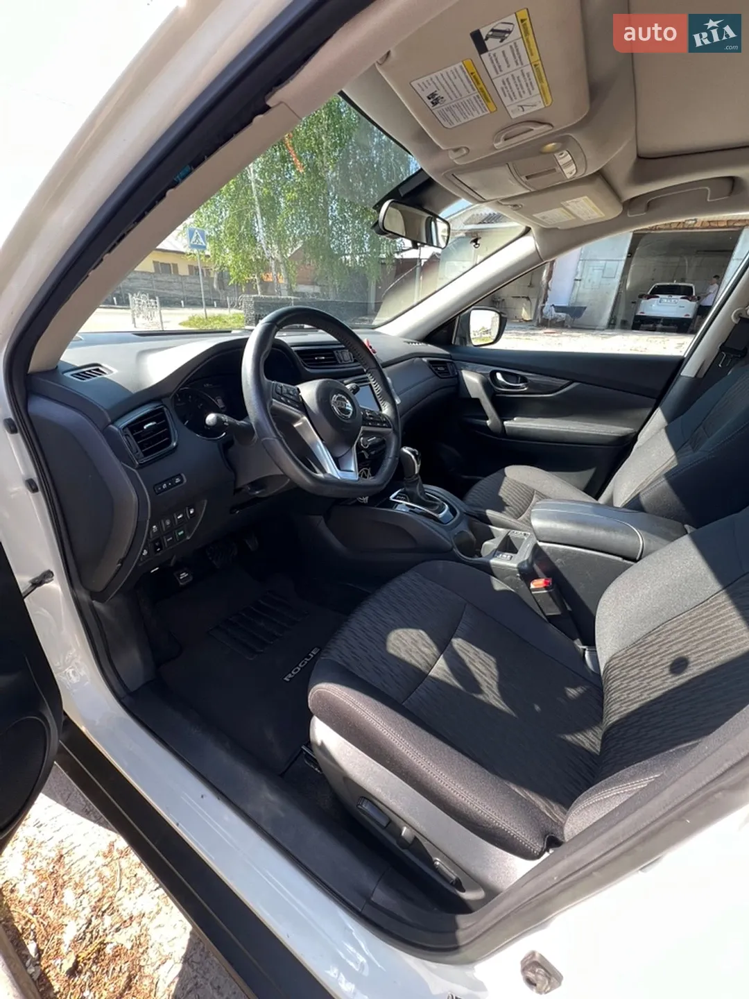 2018 Nissan Rogue - мініатюра 20
