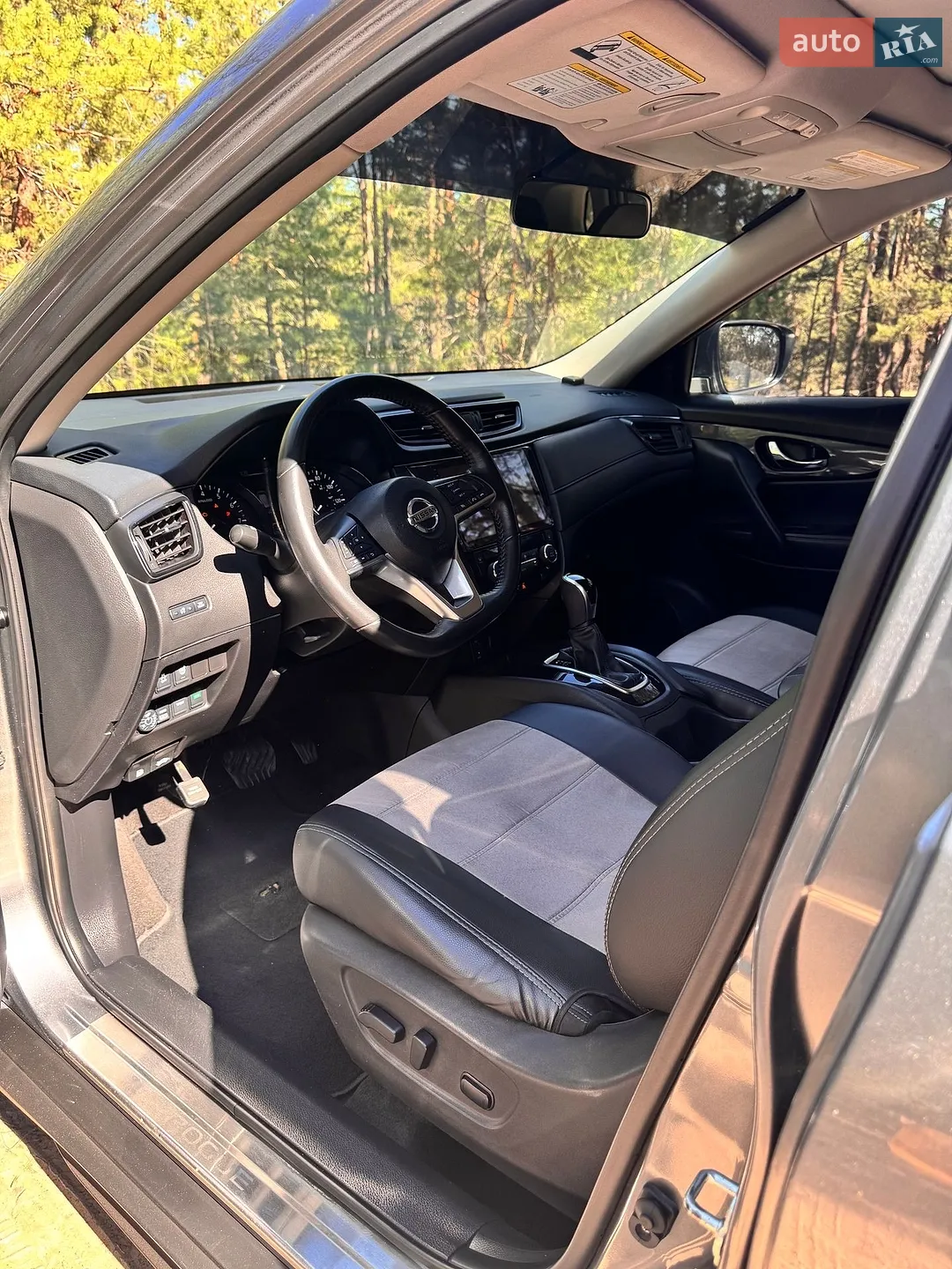 2017 Nissan Rogue - мініатюра 15