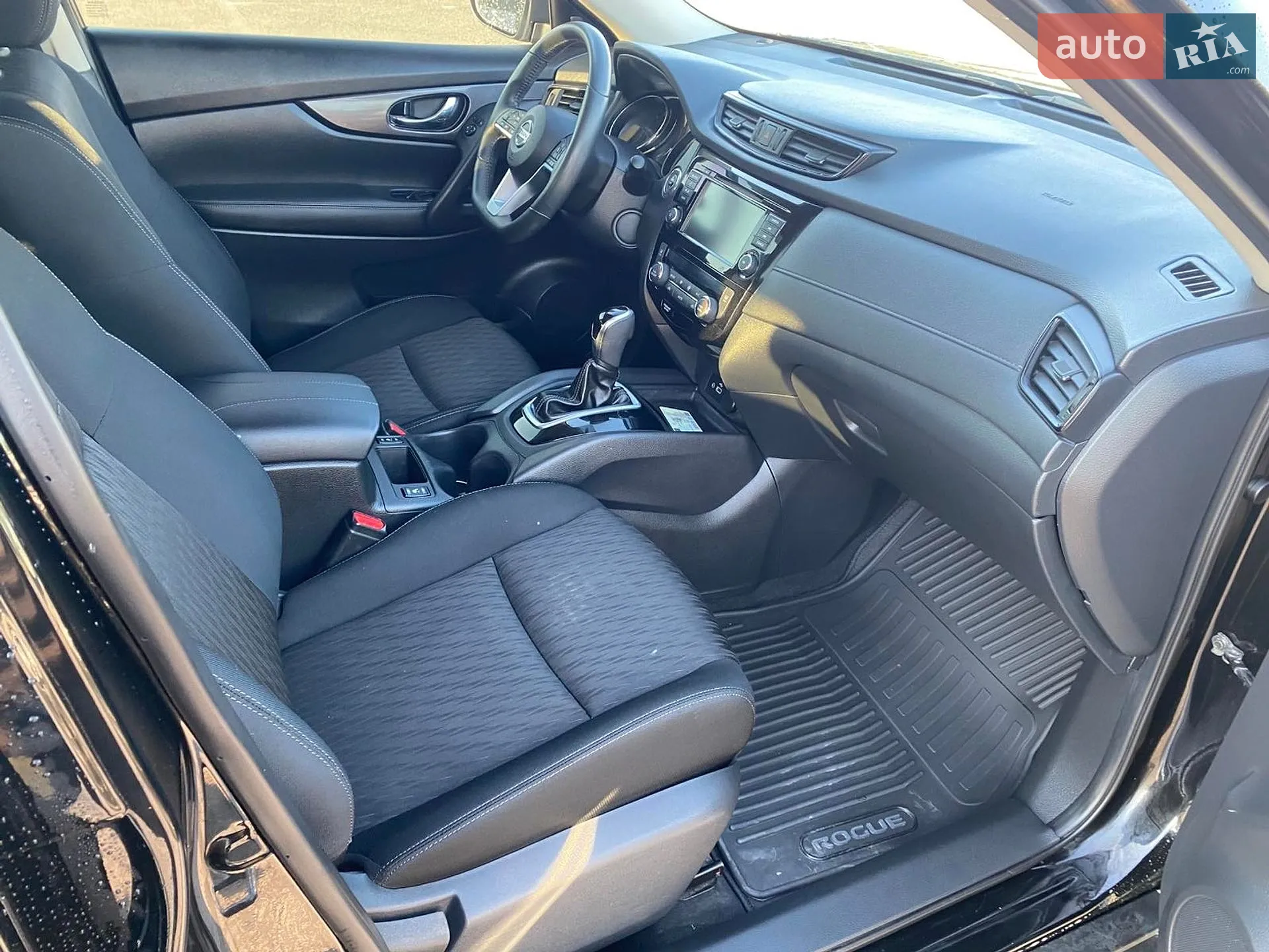 2018 Nissan Rogue - мініатюра 12