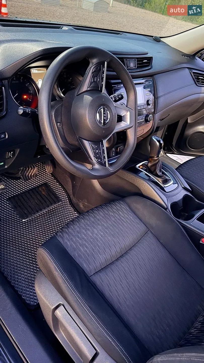 2017 Nissan Rogue - мініатюра 8