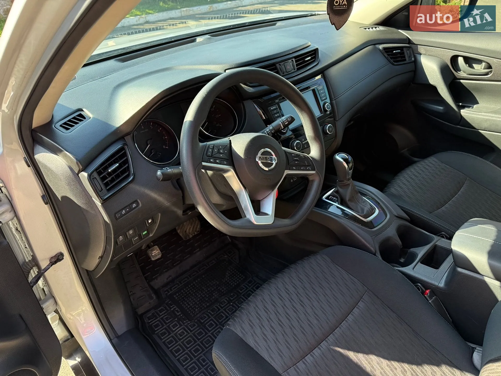 2019 Nissan Rogue - мініатюра 18