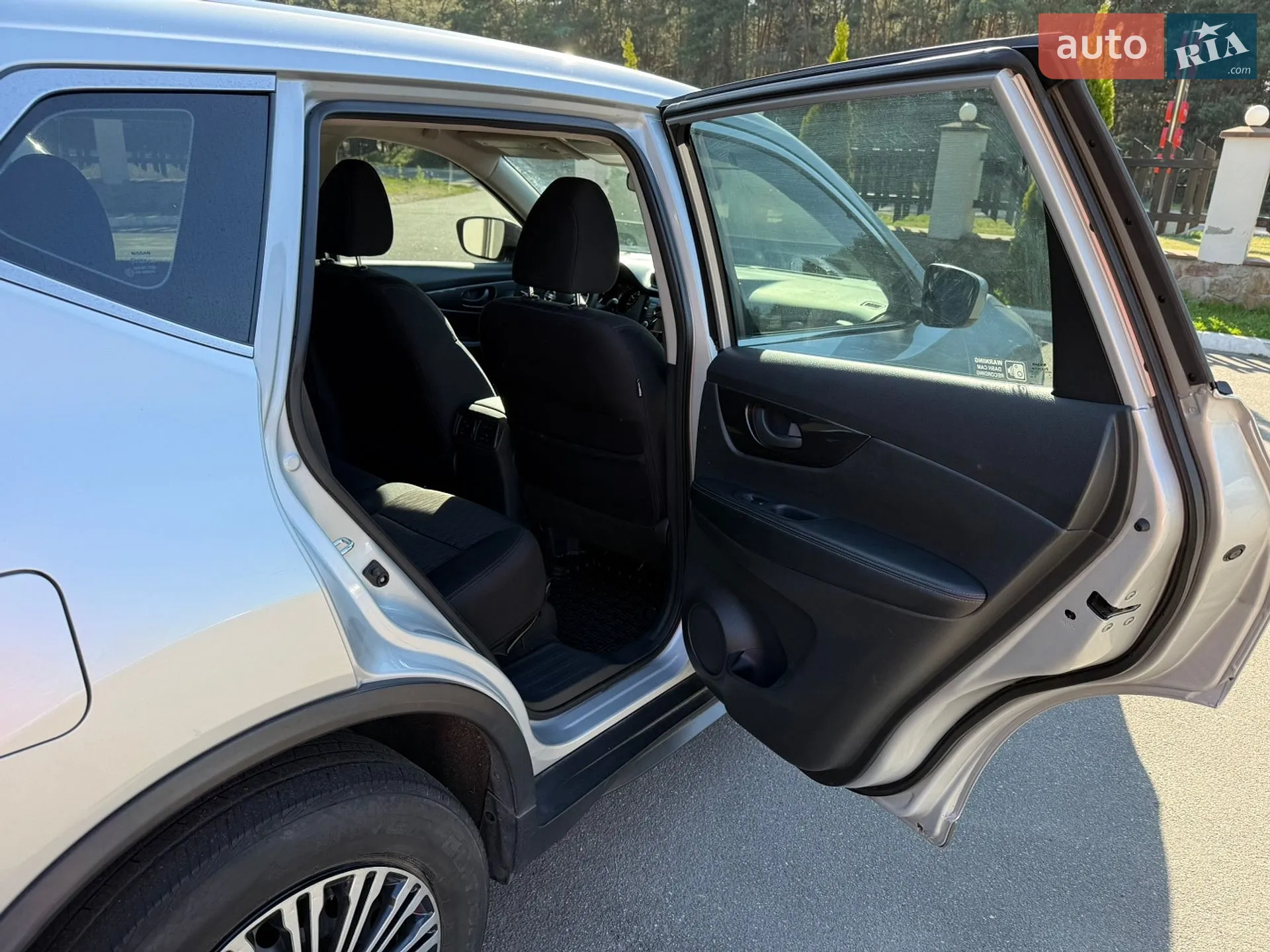 2019 Nissan Rogue - мініатюра 28
