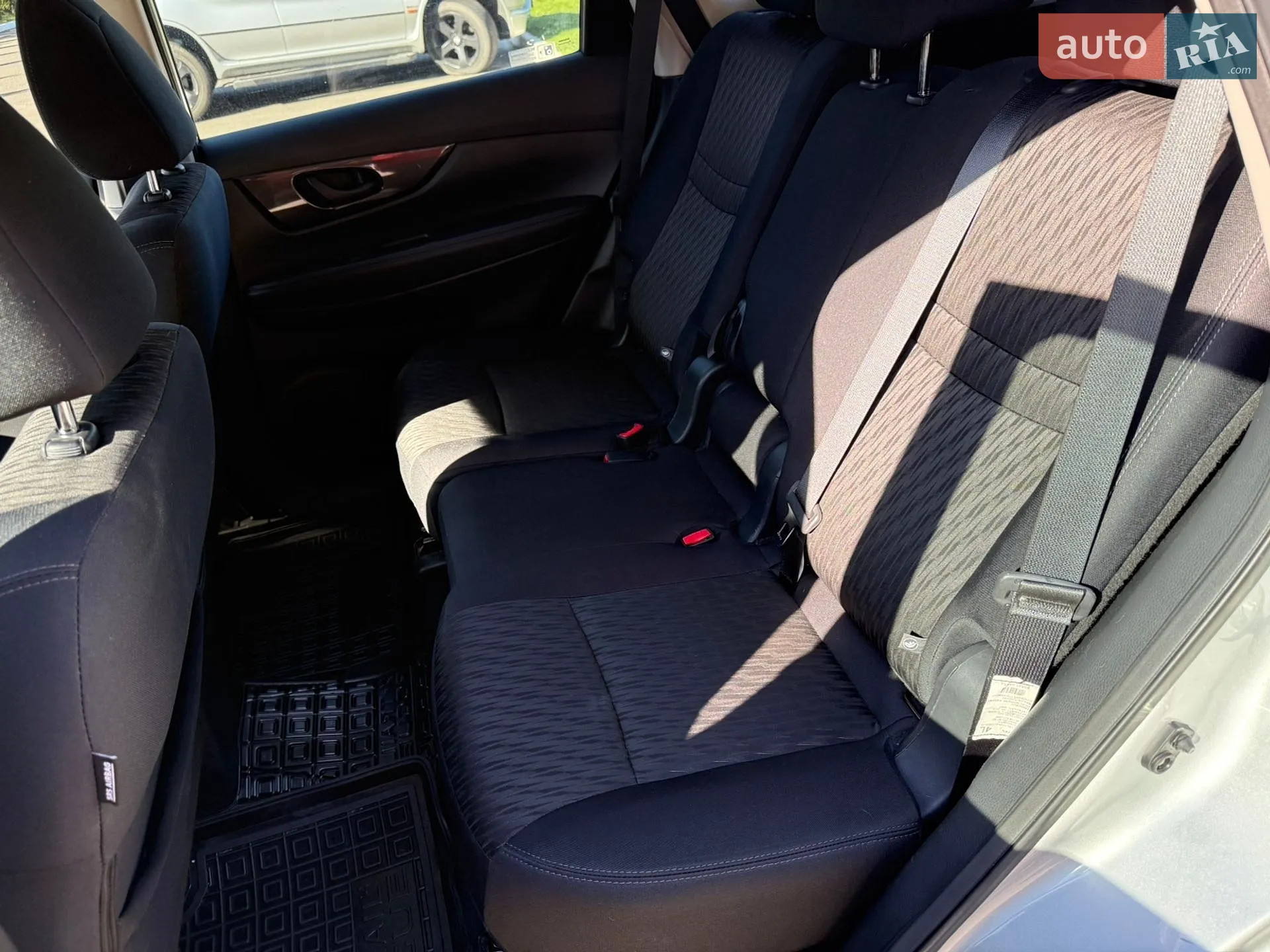 2019 Nissan Rogue - мініатюра 33