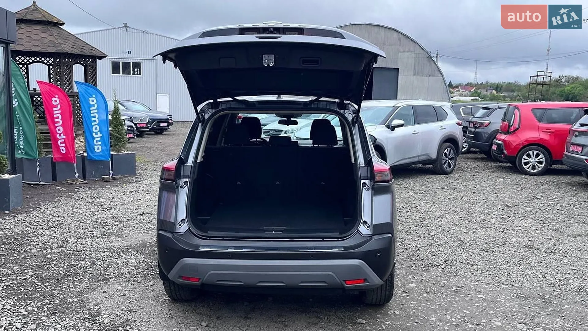 2021 Nissan Rogue - мініатюра 17