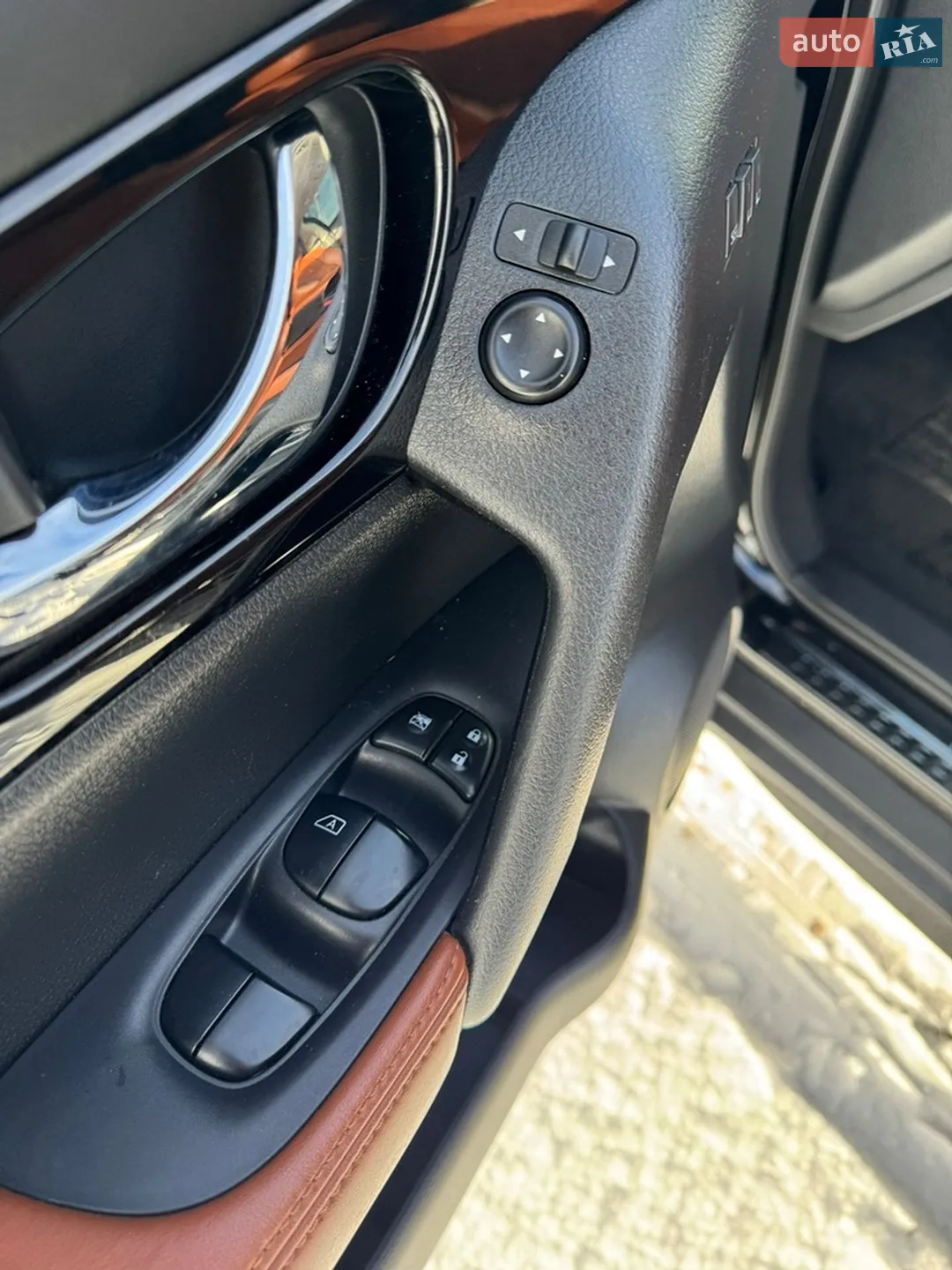 2019 Nissan Rogue - мініатюра 32